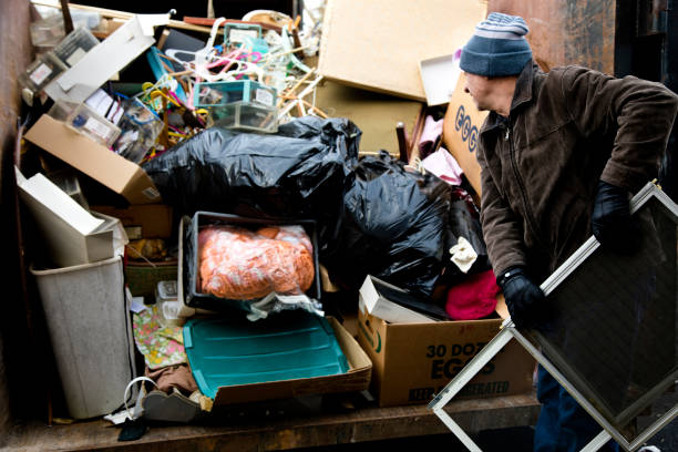 Best Attic Cleanout Services  in Rossmoyne, OH